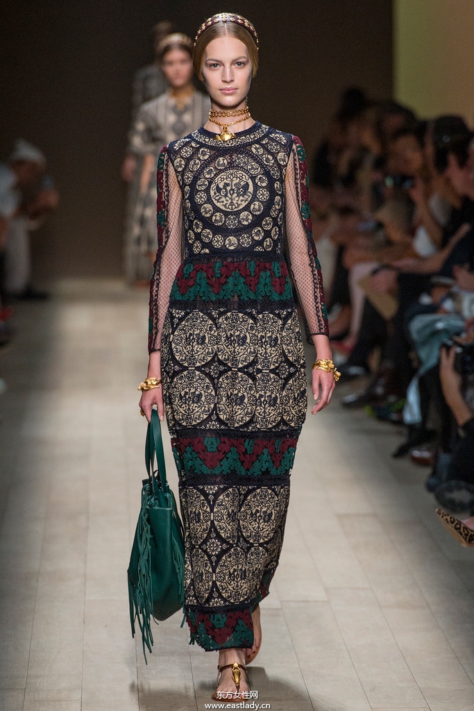Valentino（华伦天奴）巴黎2014春夏流行服饰时尚大片
