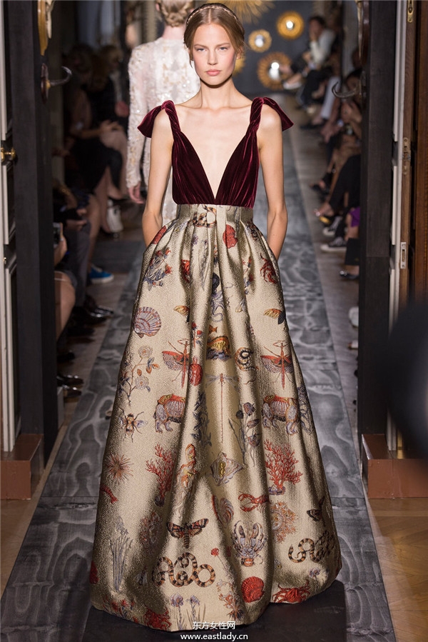 Valentino(华伦天奴)2013秋冬服装新品发布