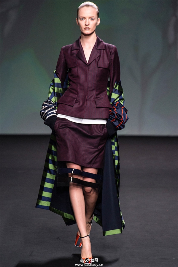 Christian Dior 2013秋冬服装新品发布