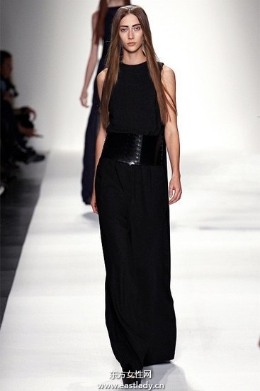 2013春夏服装系列上演各式各样时尚大片