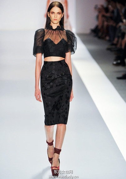 若隐若现透视装瞬间秒杀全场