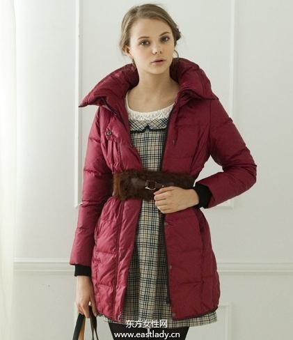 穿红衣装喜迎过大节