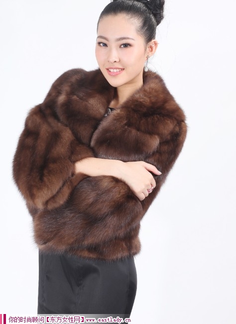 VOA维欧艾极品貂皮大衣皮草外套 穿出温暖与高贵