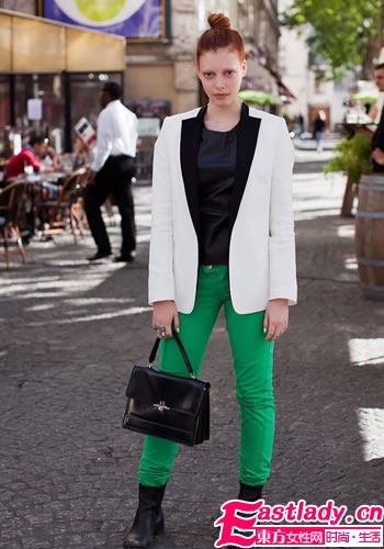 2012春夏时装展 简约白色成流行色