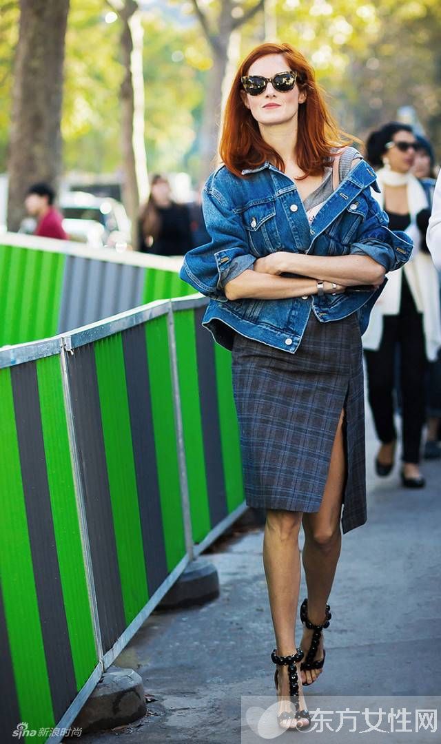牛仔夹克这样穿超有范 不信你看大幂幂