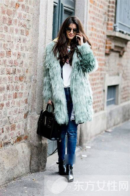 米兰国际时装周场外街拍秀 3分钟学会混搭风