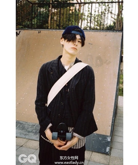 韩模金元中又帅又有才 设计服装品牌87mm