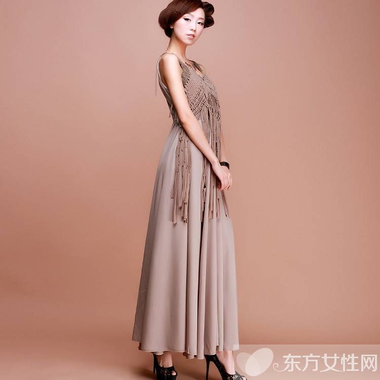 时尚百搭流苏连衣裙 怎么穿怎么美的时尚潮品