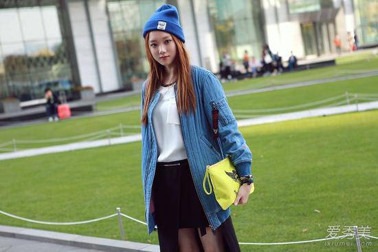 韩国90后icon李圣经 6种配件玩转街头少女风