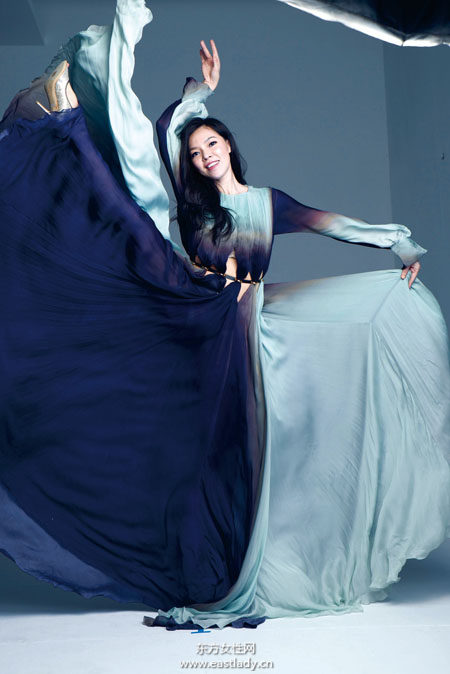 人妻馨莹跳舞的时候心情最好