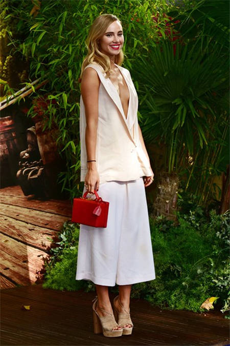 时装周明星高调上场 太美了无法直视