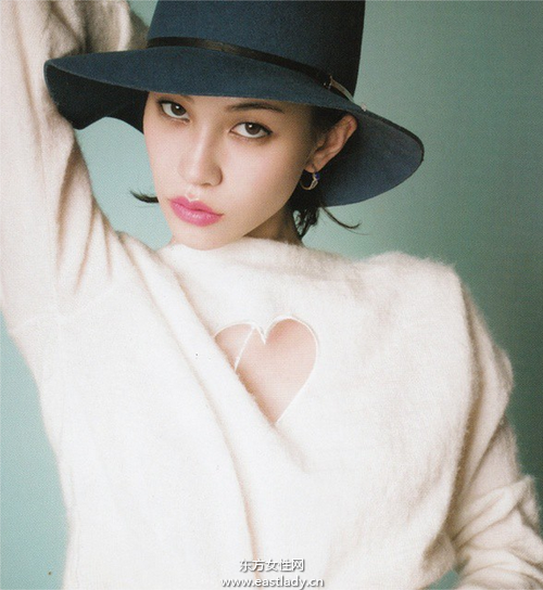 水原希子教你学穿衣 可爱不失性感的镂空心机穿搭