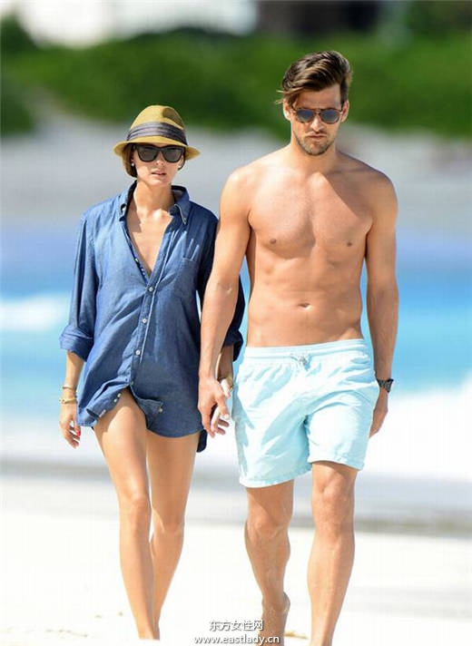 七夕情人节该怎么穿才好看 跟贝克汉姆夫妇这样穿