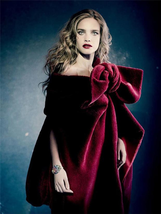 Natalia Vodianova《Vogue》2014年12月俄罗斯版