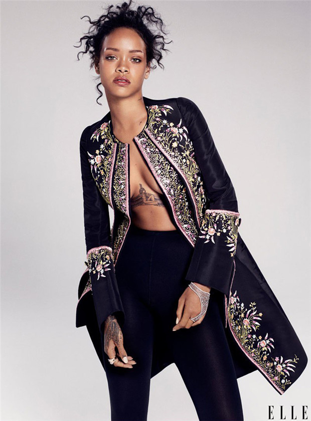 Rihanna《Elle》服装时尚2014年12月号