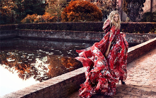 Heather Marks《Elle》2014年12月俄罗斯版