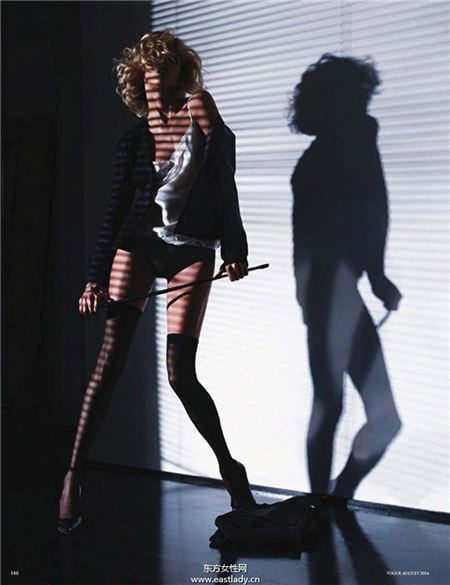 Anja Rubik《Vogue》2014年8月德国版