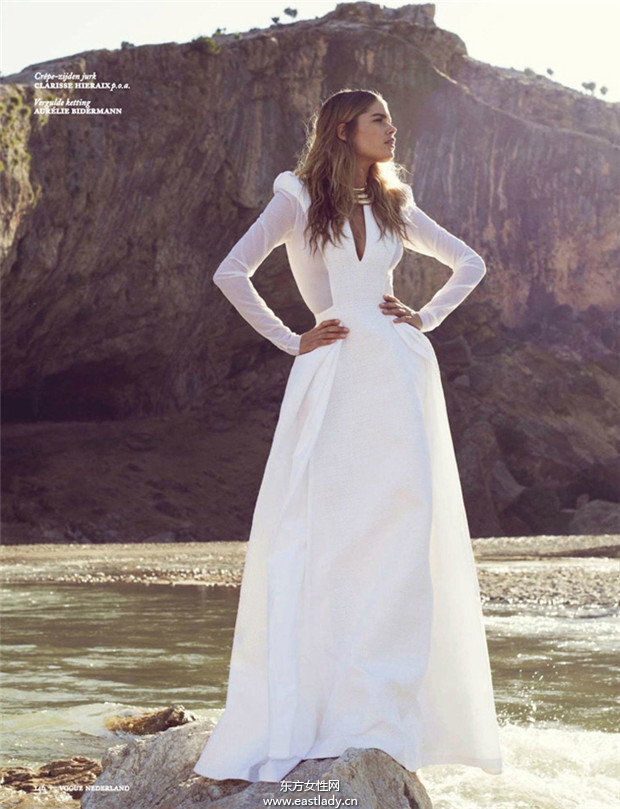 Doutzen Kroes 2013年9月份《Vogue》荷兰版