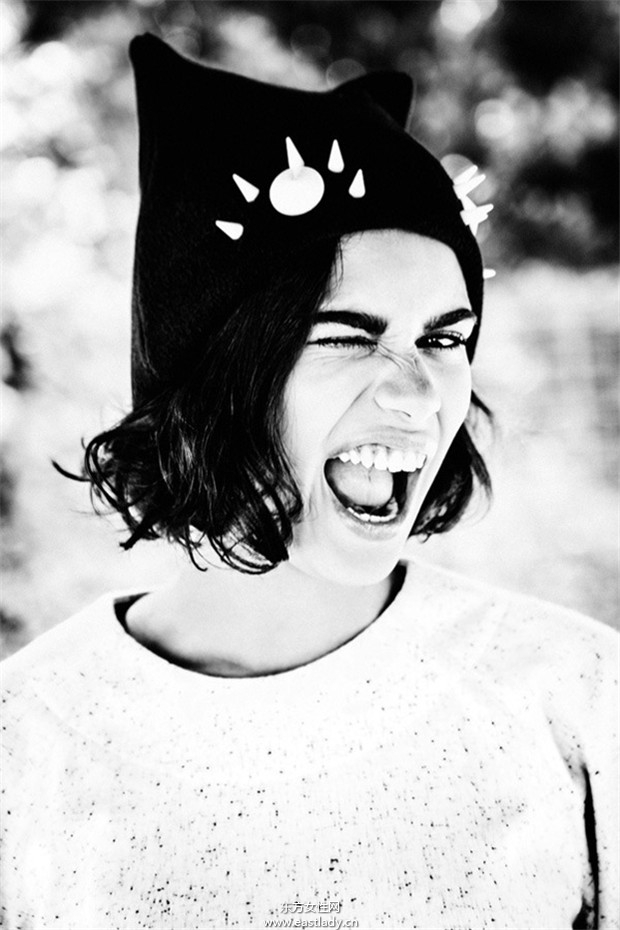 Yana Bovenistier《Elle》2013年9月比利时版