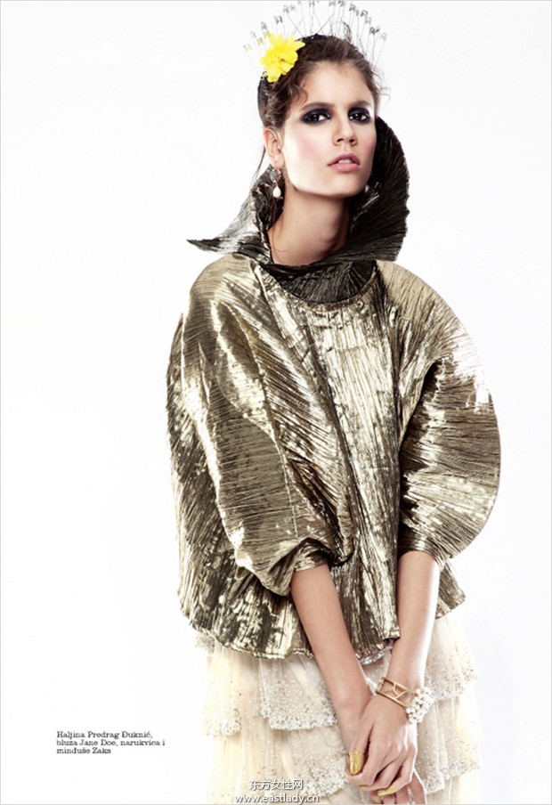 Antonina Petkovic《Elle》2013年12月塞尔维亚版