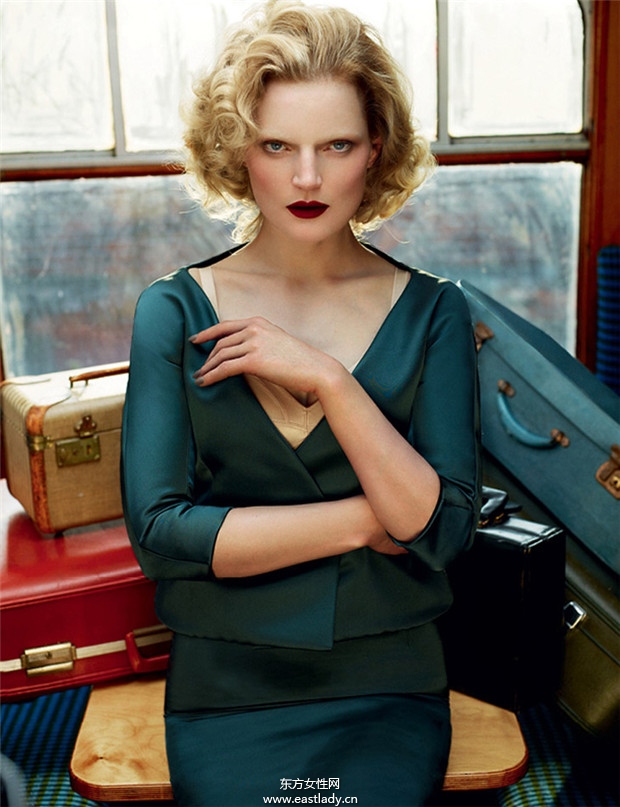 Guinevere van Seenus《Vogue》2013年9月乌克兰版