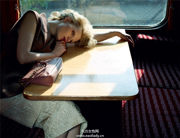 Guinevere van Seenus《Vogue》2013年9月乌克兰版