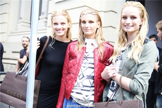 米兰时装周模特们引领时尚风潮