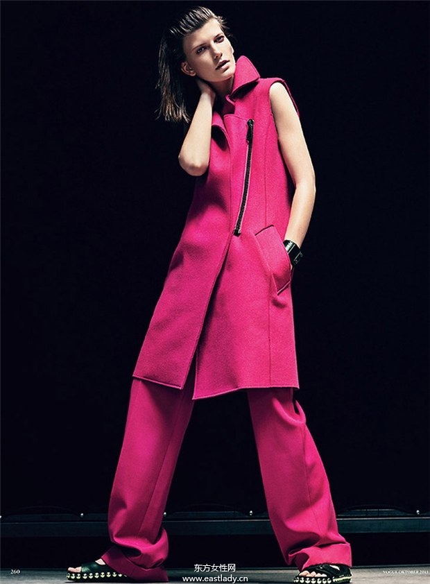 Valerija Kelava《Vogue》2013年10月德国版