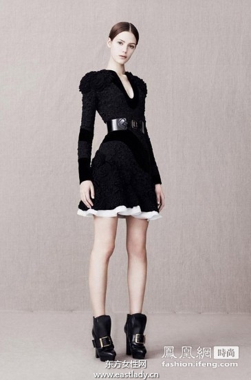 亚历山大·麦昆（Alexander McQueen）2013早秋女装低调诠释奢华