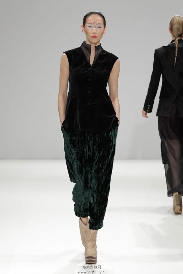 吉承伦敦时装周2013秋冬系列 黑色元素成流行主旋律
