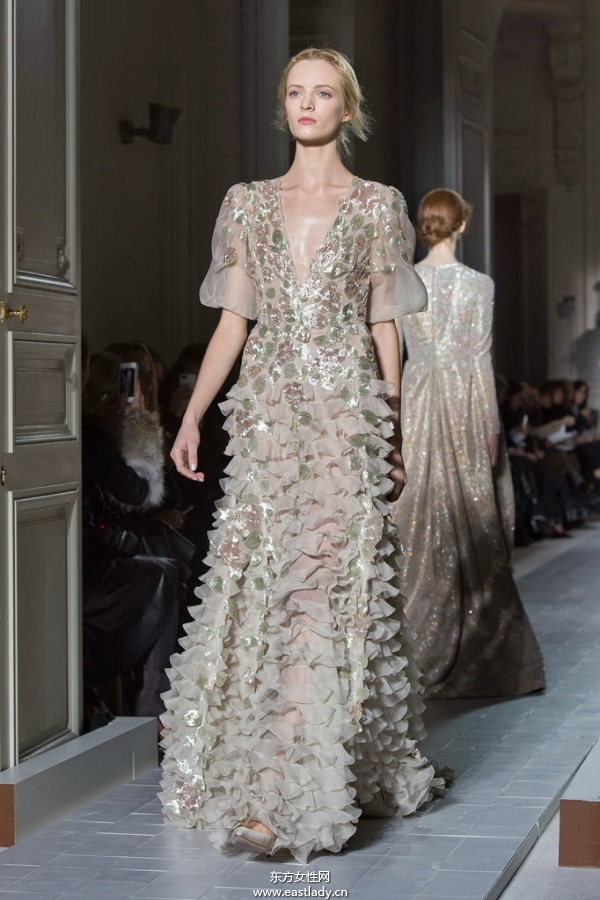 Valentino Couture（华伦天奴）2013巴黎春夏时装展