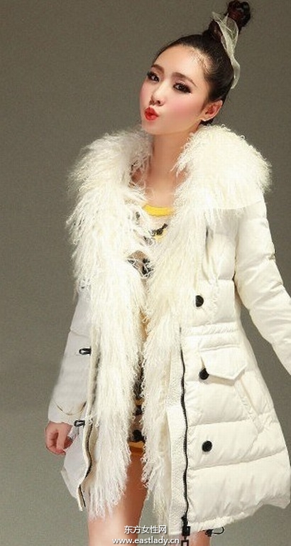 跟时尚达人学习白色服装搭配法则