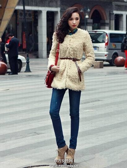 跟时尚达人学习白色服装搭配法则