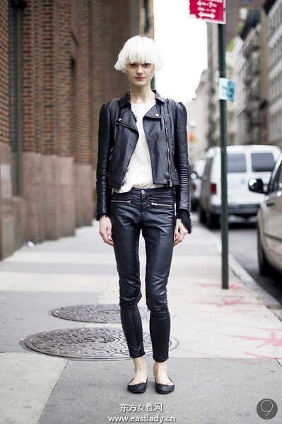 欧美潮人黑白搭配穿出大气明星气质