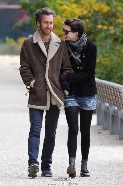 安妮·海瑟薇婚前婚后大变身