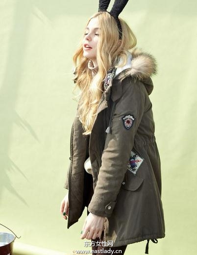 优雅性感熟女装变身OL丽人