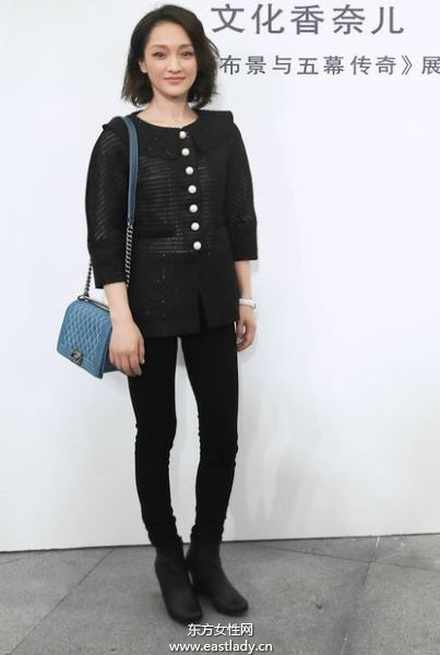 电影《云图》周迅清新时尚装扮受关注