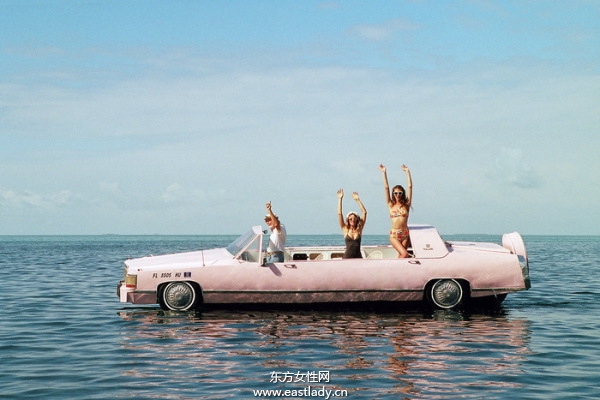 清凉夏季欧美达人比基尼出海