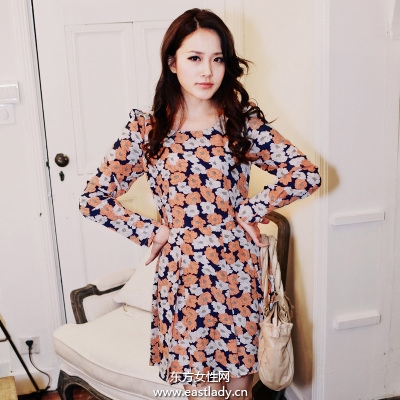 早春碎花服装系列搭配 让人春意绵绵