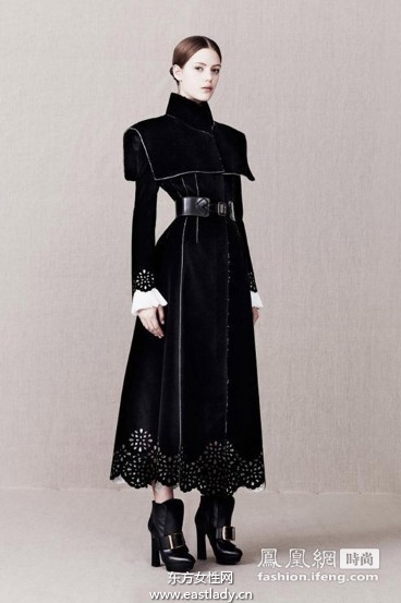 亚历山大·麦昆（Alexander McQueen）2013早秋女装低调诠释奢华