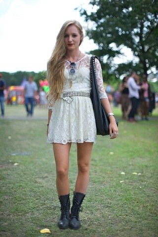 Lovebox音乐节 潮人大展靓丽服饰