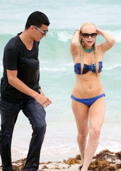 夏日来临学时尚达人穿衣打扮