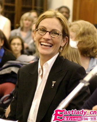 2011年时尚流行早知道 圆形眼镜成主角