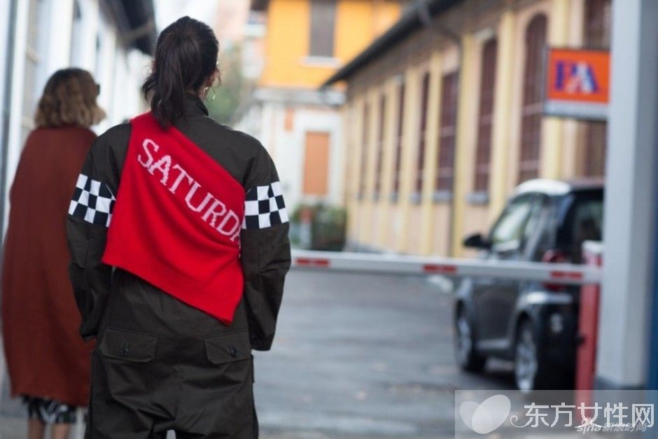 2017时装周来袭 盘点都有哪些爆款潮流单品