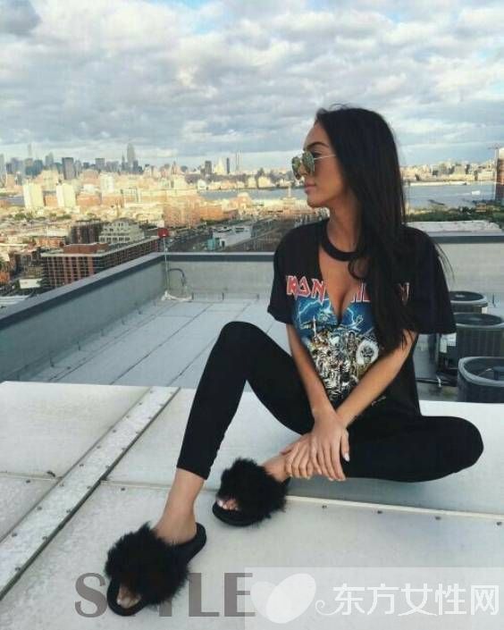 又萌又暖心 这个冬季你也来一件毛茸单品吧