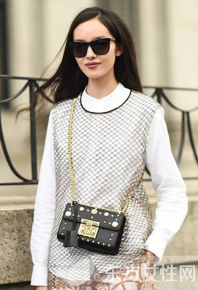 秋冬4种迷你手袋风格 时髦的你可千万别错过