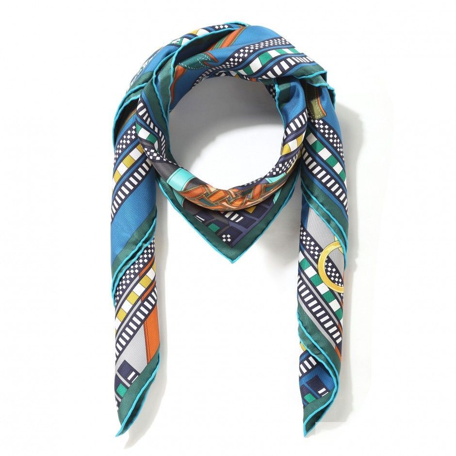 丝巾的各种围法 围出你的潮流个性