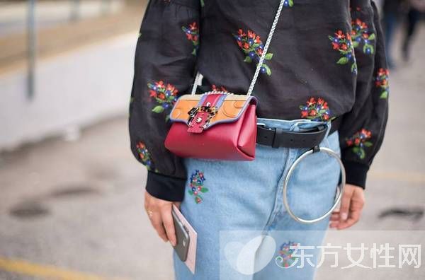 秋冬4种迷你手袋风格 时髦的你可千万别错过