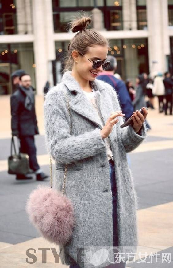 又萌又暖心 这个冬季你也来一件毛茸单品吧