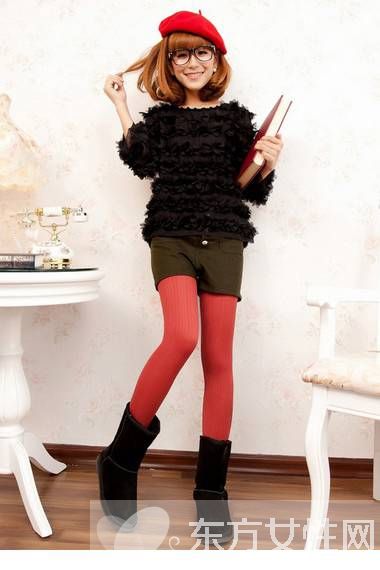 时尚彩袜穿搭技巧 穿出极致纤长大美腿